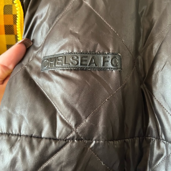 Adidas Chelsea FC coat - Picture 3 of 5